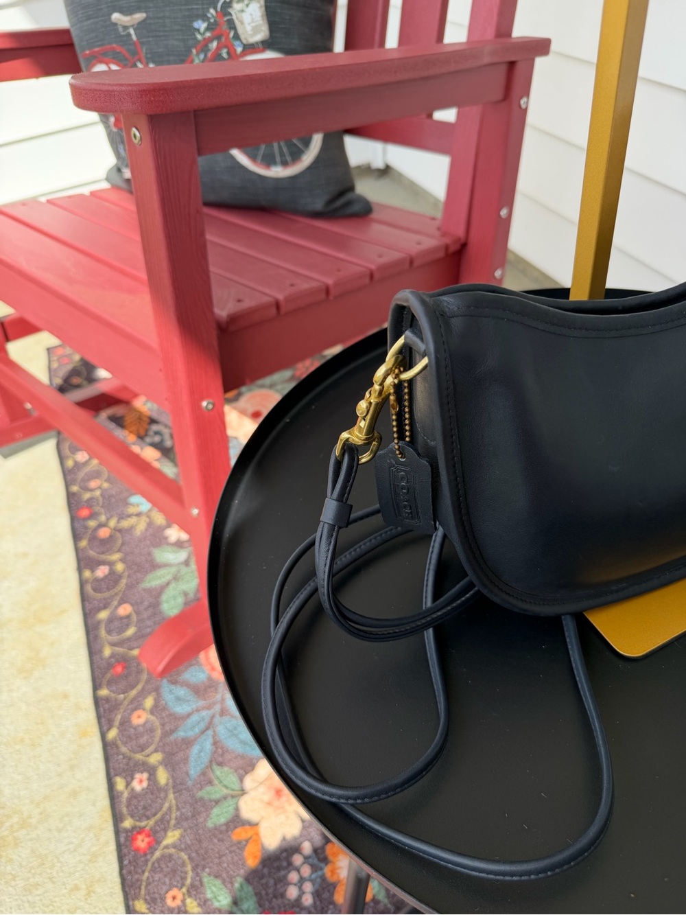 Vintage 1995 Coach Swinger Small Bag #4080 Black Leather Crossbody Made in USA - Picture 2 of 16